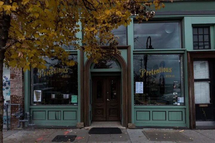 Awesome Bar Hunt: Swell Times in Scruffy City - Photo 1 of 6